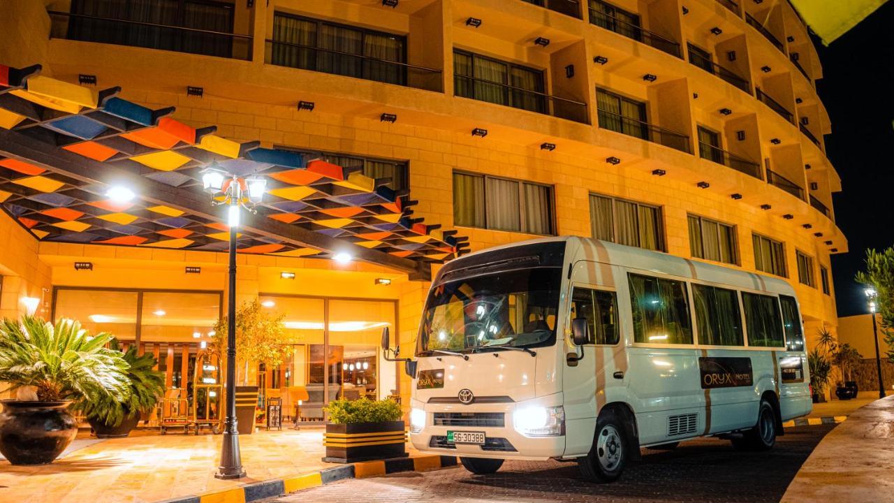 Oryx Hotel Áqaba Exterior foto The hotel's shuttle bus